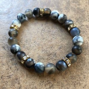 Gemstone bracelet with CZ spacers